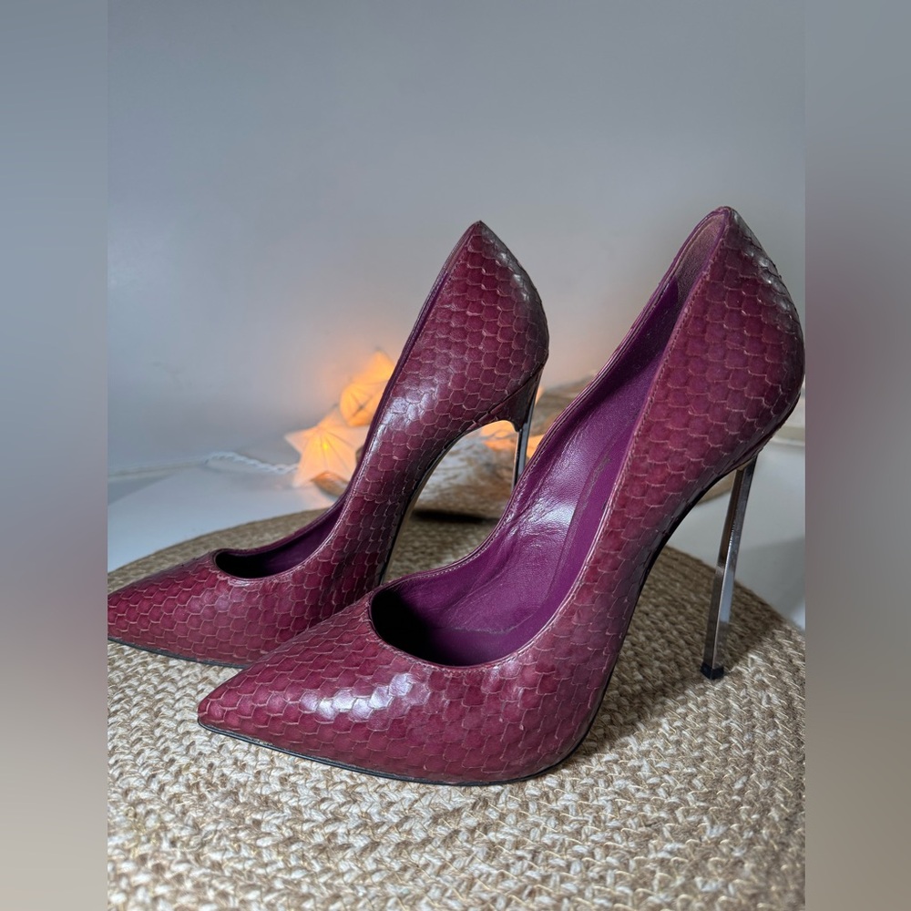 Casadei python Scarlet heels. 10mm. Size 10